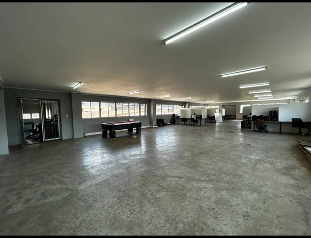 360M² WAREHOUSE TO LET IN WYNBERG